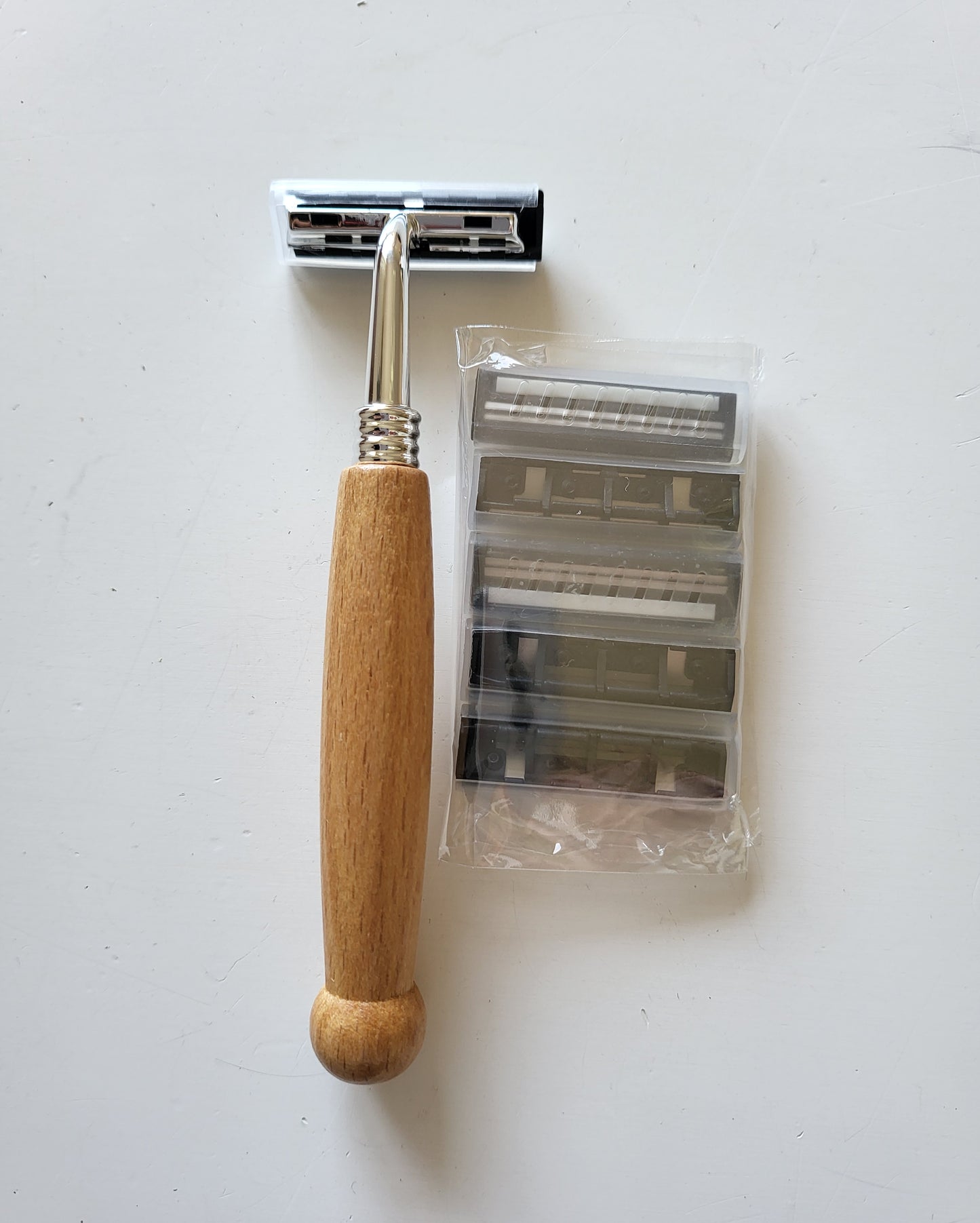 Bamboo Shaver and razor blade